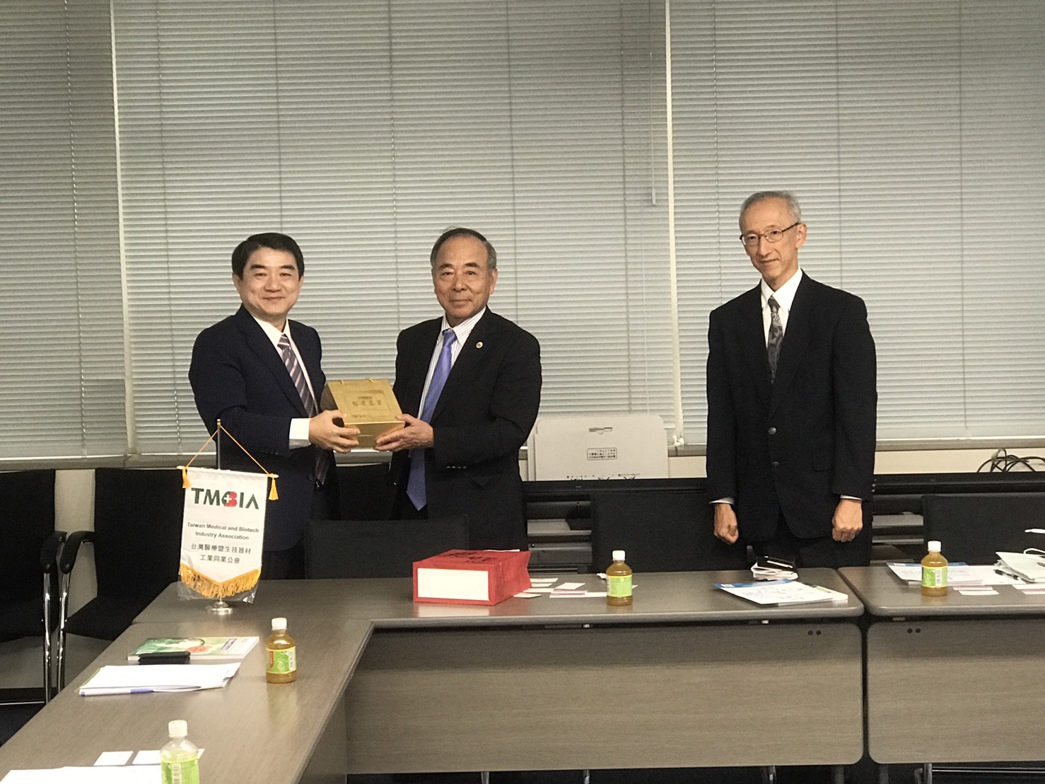 【即時訊息】醫材公會理事長率日本參訪團訪問 日本醫療機器販賣業協會(JAHID)